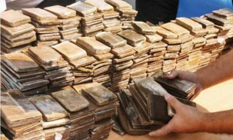 طنجة : حجز 4 أطنان من مخدر الشيرا