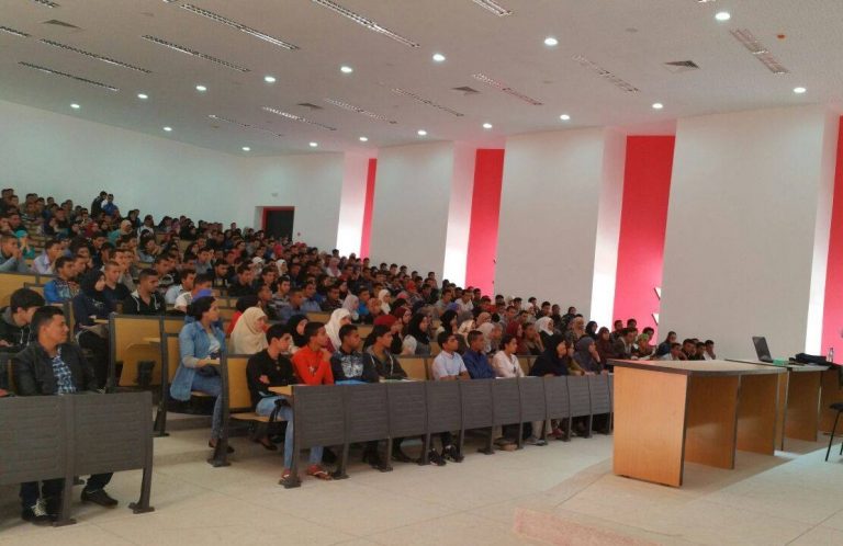 قرار منع التظاهرات داخل الجامعة يثير غضب طلاب المغرب