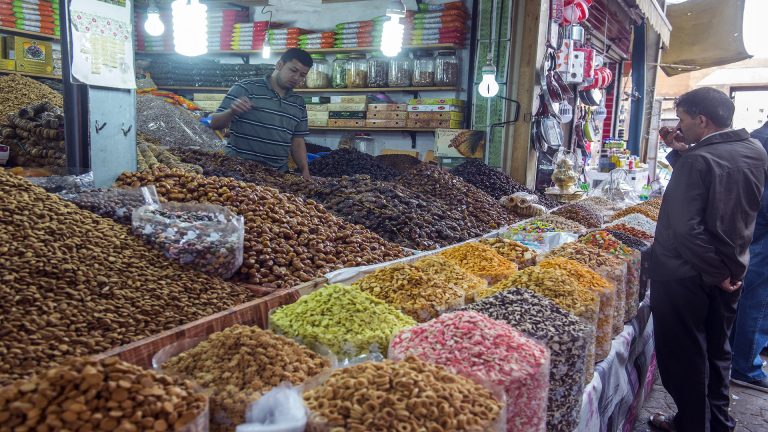 بني ملال : حجز كميات كبيرة من المواد الغذائية الفاسدة