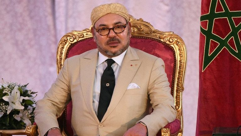 تتويج العاهل المغربي بميدالية «إليس آيلاند» لعام 2019