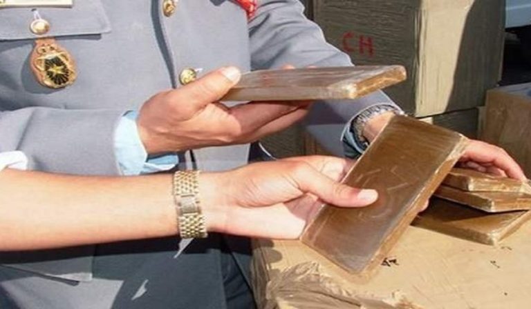 جمارك باب سبتة تحجز 14 كلغ من مخدر الشيرا