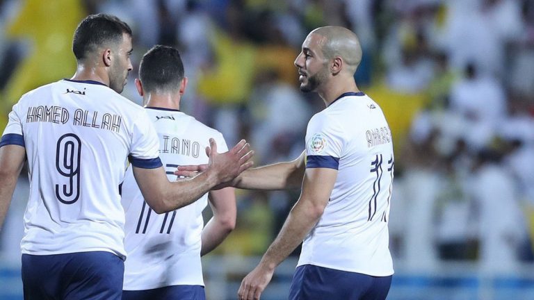 حمدالله مستعدّ لمساعدة المغرب في انتظار تجديد عقده