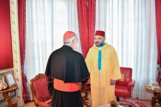 الملك محمد السادس يستقبل أسقف الرباط