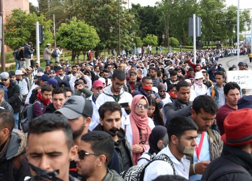 بعد تقديم المقترحات الحكومية لتحسين وضعيتهم.. “المتعاقدون”: العرض الحكومي لا يخلو من التسويف و”الخداع”