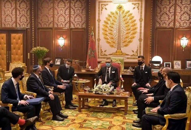 خلال اتصال هاتفي.. نتنياهو يدعو الملك محمد السادس لزيارة إسرائيل