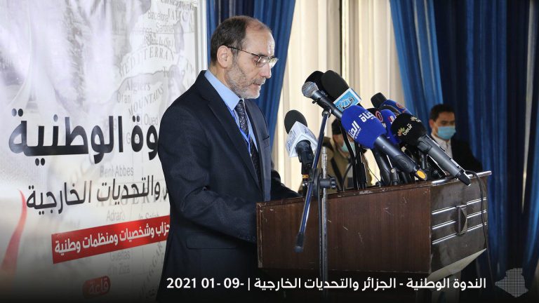 زعيم أكبر حزب سياسي إسلامي جزائري يهاجم المغرب