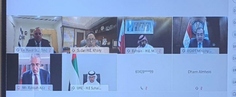 عزيز رباج أو ل وزير من حزب البيجيدي يجري مباحثات مع وزير إسرائيلي