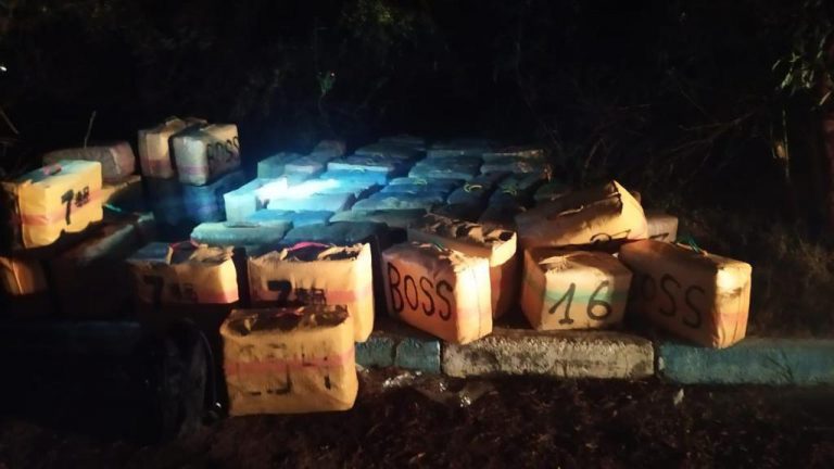 أصيلة: إجهاض عملية للتهريب الدولي للمخدرات وحجز أربعة أطنان وستين كيلوغرام من مخدر الشيرا