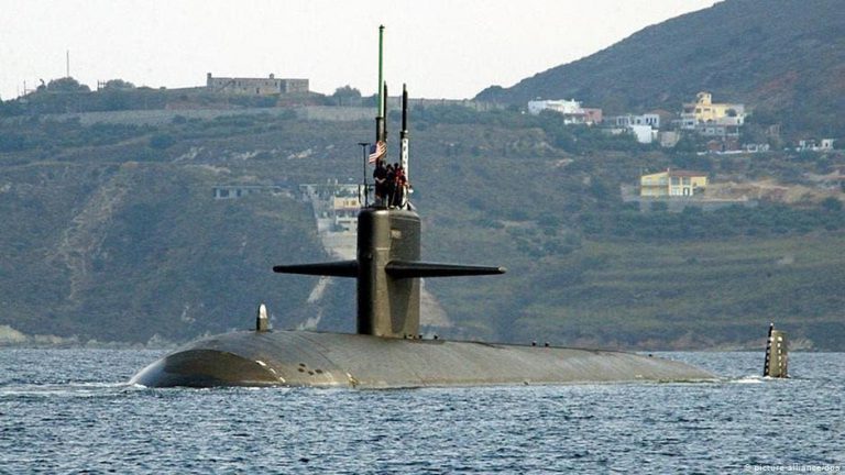 المغرب يقترب من اقتناء غواصة “سكوربين” الفرنسية عوض “أمور” الروسية