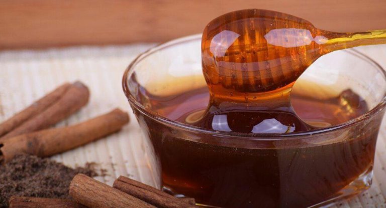 العسل صمد 3 آلاف عام... أطعمة لا تنتهي مدة صلاحيتها
