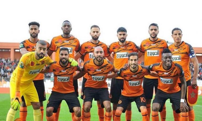 كأس الكاف: فريق نهضة بركان يتعادل مع مضيفه شبيبة القبائل الجزائري