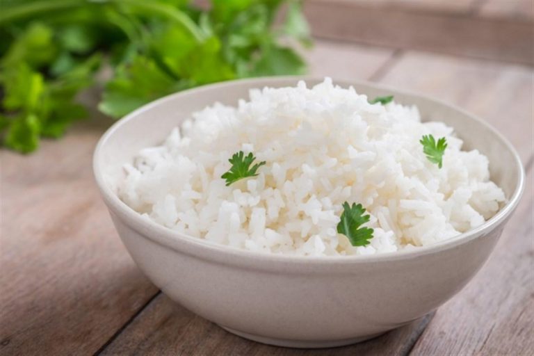 خمسة أخطاء شائعة في طبخ الأرز وكيفية إصلاحها