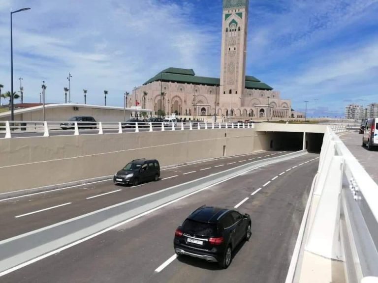 البيضاء .. افتتاح نفق مسجد الحسن الثاني في وجه السائقين