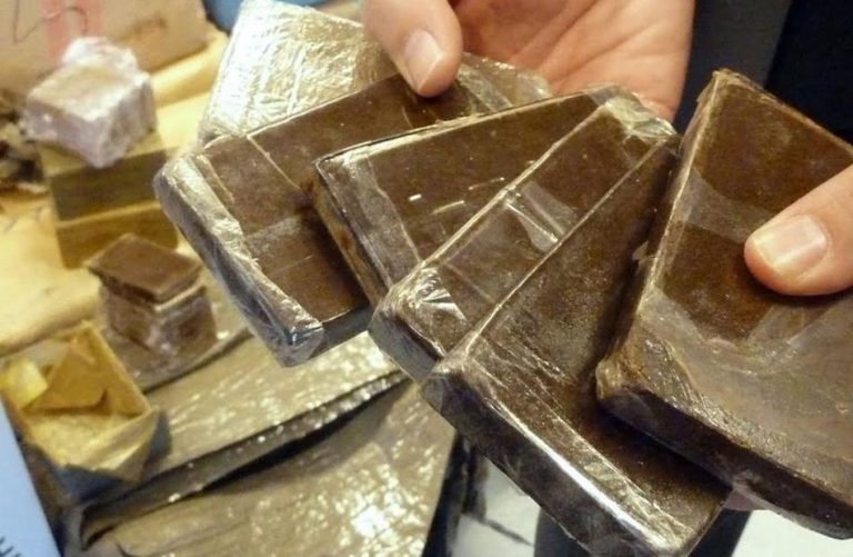 الرباط: إجهاض محاولة تهريب 498 كيلوغرام من مخدر الشيرا وتوقيف مشتبه فيه