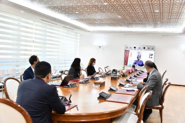 بوريطة يتباحث مع نظيرته الإيفوارية