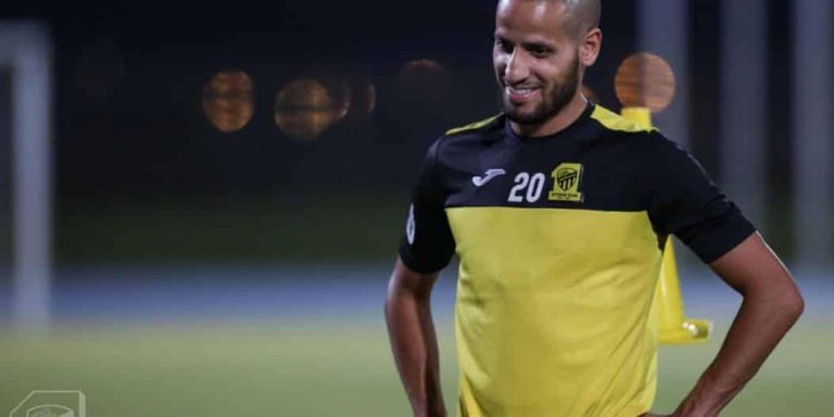 نادي الاتحاد السعودي لكرة القدم يجدد عقد المغربي كريم الأحمدي لموسم إضافي