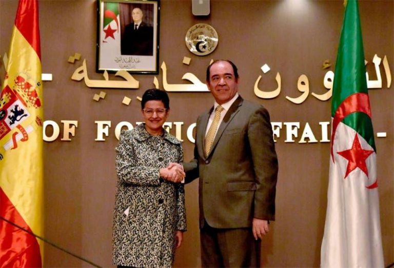 بعد أن هلّل لمواقفها العدائية ضد المغرب.. إقالة أرانشا تُلجم “صحافة العسكر” بالجزائر