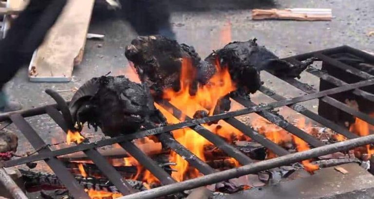 جماعة طنجة تمنع شي رؤوس الأضاحي في شوارع وأزقة المدينة