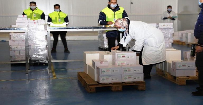 المغرب يتسلم مليوني جرعة جديدة من لقاح سينوفارم الصيني المضاد لكورونا