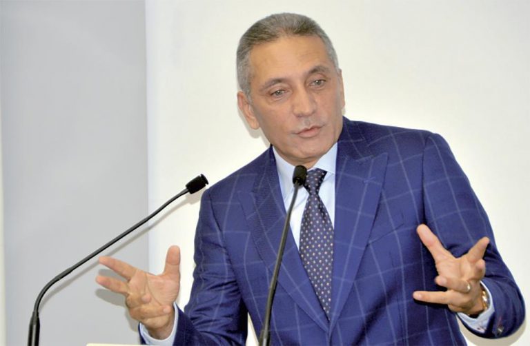مولاي حفيظ العلمي يحل بالولايات المتحدة للترويج لصناعة الطيران المغربية