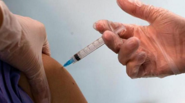 جهة طنجة تطوان الحسيمة: افتتاح 53 مركزا لتسريع عملية تلقيح التلاميذ ضد كوفيد 19