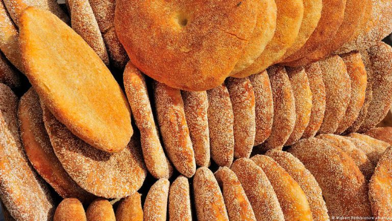 ارتفاع في أسعار الخبز ومطالب بحماية المستهلكين