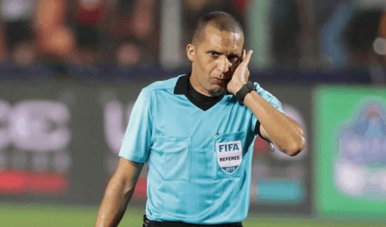 الحكم المغربي رضوان جيد ضمن قائمة الفيفا لحكام مباريات كأس العرب بقطر