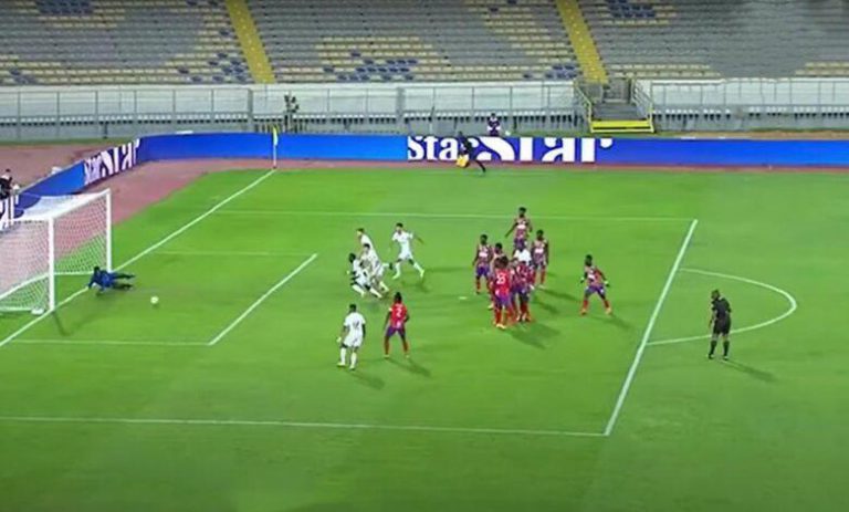 دوري أبطال إفريقيا: فريق الوداد الرياضي يفوز على قلوب الصنوبر الغاني ويتأهل إلى دور المجموعات