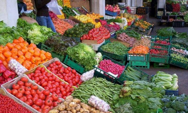 تموين الأسواق: وفرة كافية في المواد الغذائية واستقرار في الأسعار