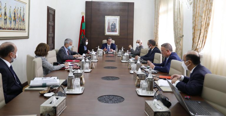 رئيس الحكومة يترأس اجتماعا حول تعميم الحماية الاجتماعية