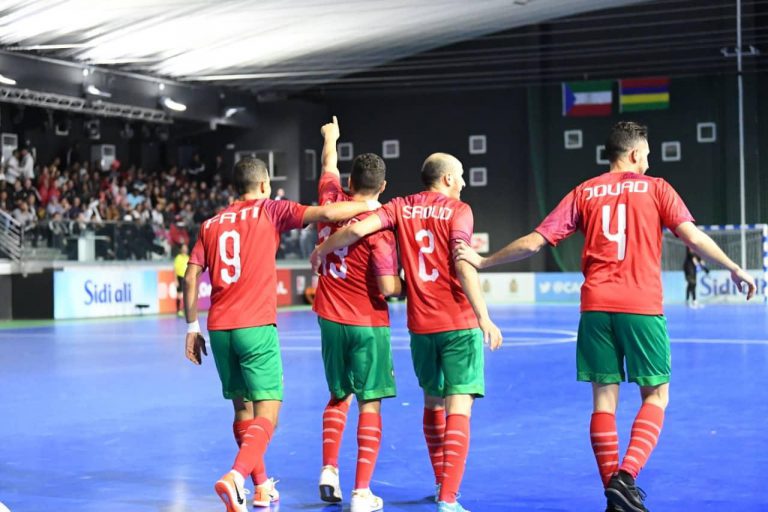 كرة القدم داخل القاعة/ مباراة ودية: المنتخب المغربي يتعثر أمام نظيره البرازيلي ( 2-0) بمدينة العيون