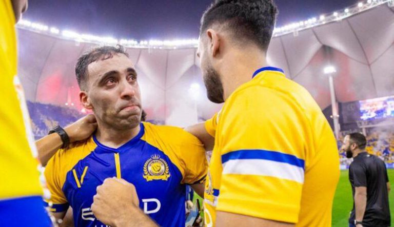 نادي النصر السعودي يقرر فسخ عقد لاعبه المغربي عبد الرزاق حمد الله
