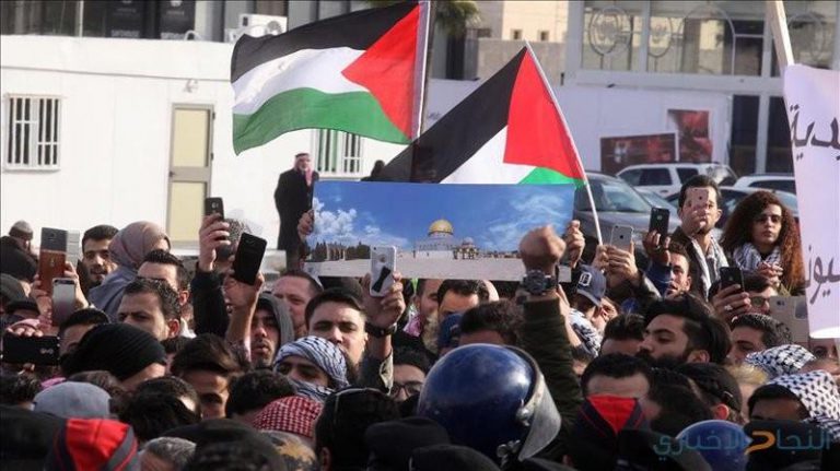 تنظيم وقفات في 27 مدينة للتنديد بالتطبيع مع إسرائيل