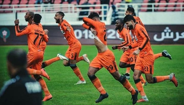كأس الكونفدرالية الإفريقية: فريق نهضة بركان يتأهل إلى دور المجموعات بفوزه على فريق الجيش الرواندي 2-1 كأس الكونفدرالية الإفريقية: فريق نهضة بركان يتأهل إلى دور المجموعات بفوزه على فريق الجيش الرواندي 2-1