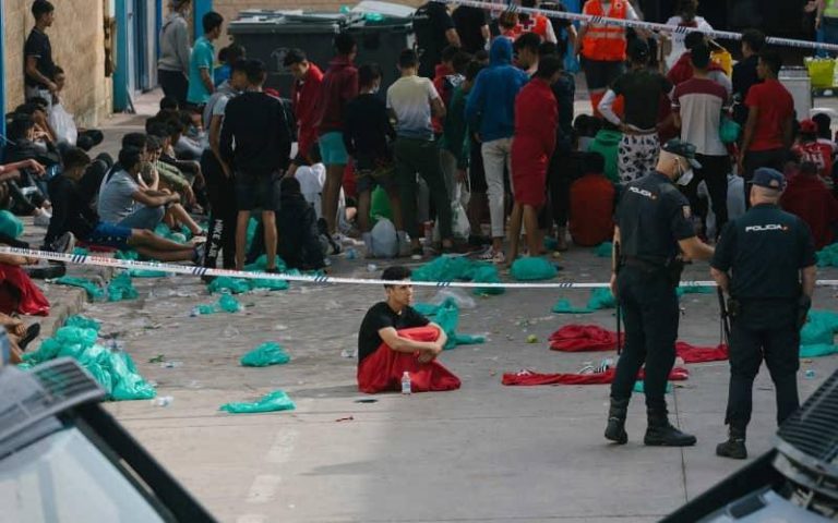 سبتة: منظمات غير حكومية تستنكر الطرد غير القانوني لقاصرين مغربيين