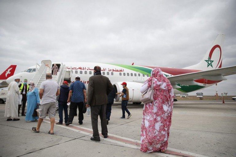 مغاربة عائدون يشتكون من فوضى داخل الفنادق المخصصة للحجر الصحي