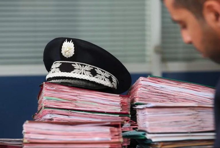 سيدي سليمان: فتح بحث قضائي مع أربعة أشخاص من عائلة واحدة بتهمة النصب والاحتيال بدعوى التهجير السري