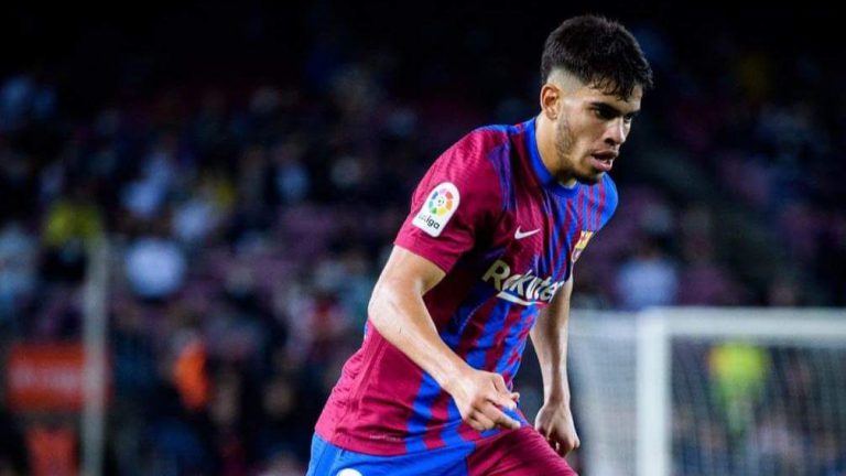 برشلونة يعلن إصابة لاعبه عبد الصمد الزلزولي بفيروس كورونا