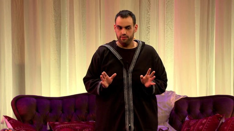 دياسبو # 221: كمال خرماش.. فكاهي يهتم بقضايا الهوية