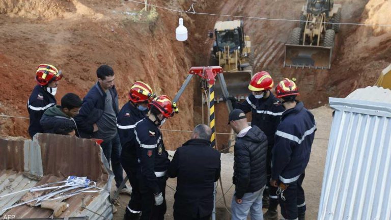 إنقاذ الطفل ريان: أشغال الحفر تتواصل بشكل دقيق يدويا وباستعمال أدوات خاصة