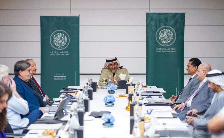 جائزة الشيخ زايد للكتاب: ثلاثة كتاب مغاربة ضمن القائمة القصيرة في فروع الآداب والمؤلف الشاب وأدب الطفل