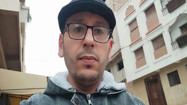 السجن 4 أعوام للناشط ربيع الأبلق على خلفية إنتقاده الملك