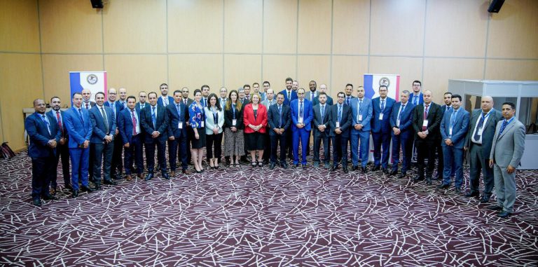 المغرب والولايات المتحدة والمملكة المتحدة يوحدون جهودهم لمحاربة جرائم غسل الأموال