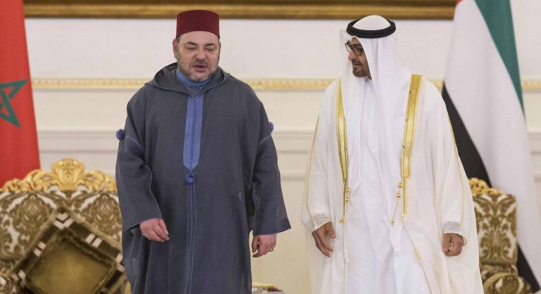 بعد وفاة رئيس الإمارات.. الملك محمد السادس يأمر بالحداد الرسمي لثلاثة أيام وتنكيس الأعلام الوطنية