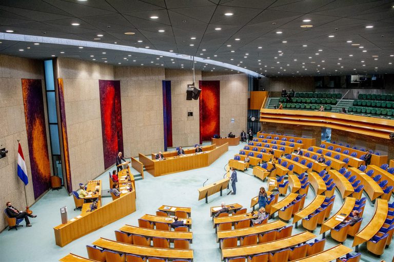 هولندا: أحزاب سياسية تعارض مقترحا أوروبيا لجلب العمال من المغرب العربي