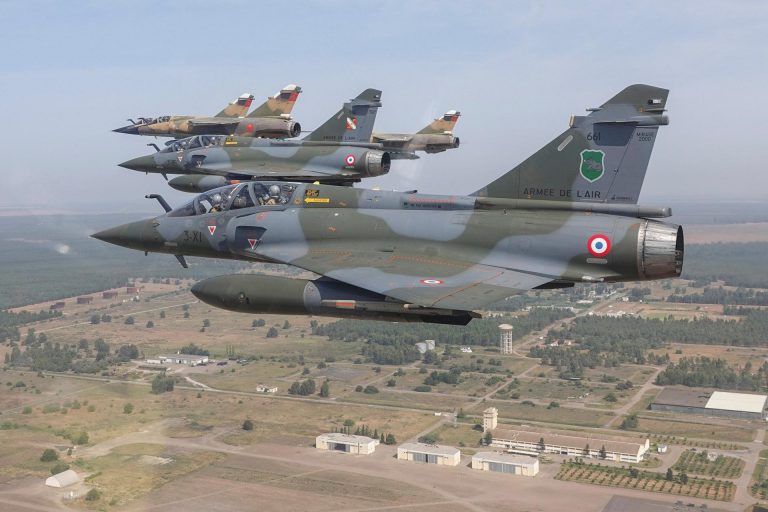 المغرب وفرنسا يجريان مناورات جوية مشتركة