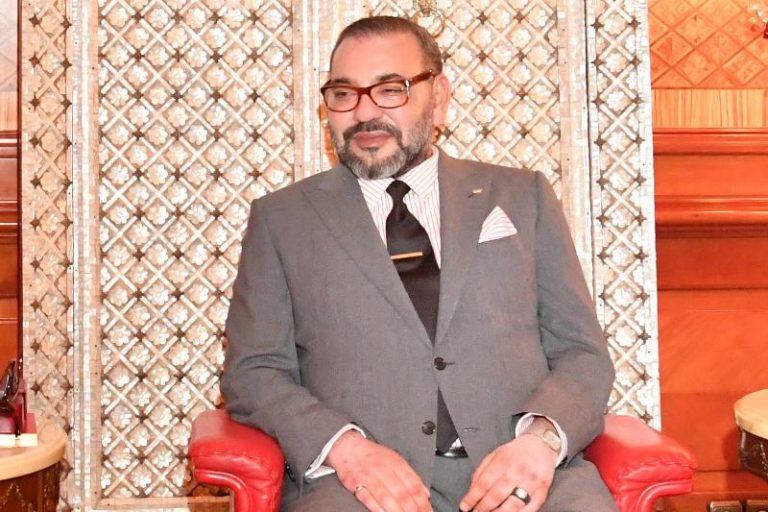 الملك محمد السادس: افريقيا في حاجة إلى صناعة استثمارية إفريقية حقيقية قادرة على تحقيق الاندماج الفعلي في الأسواق المالية