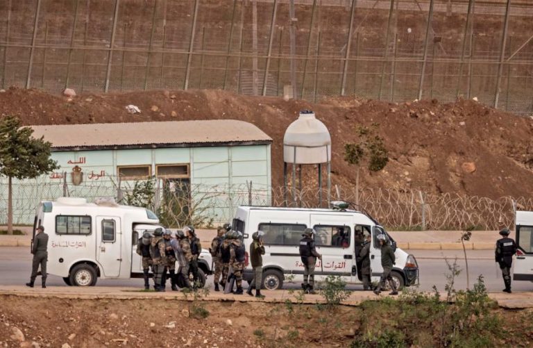 الناظور: محاولة اقتحام مليلية أودت بحياة 23 مماجرا غير نظاميا