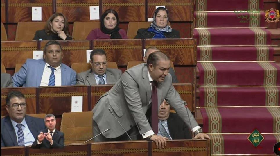 فوضى بالبرلمان بسبب “غلاء المحروقات”.. وأوزين: “سيدنا ديال لمغاربة كاملين” فوضى بالبرلمان بسبب “غلاء المحروقات”.. وأوزين: “سيدنا ديال لمغاربة كاملين”