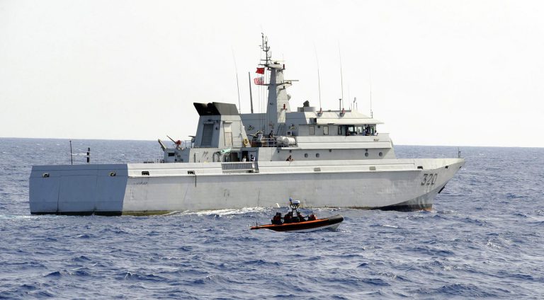 البحرية الملكية تقدم المساعدة لـ257 مرشحا للهجرة غير النظامية غالبيتهم من إفريقيا جنوب الصحراء